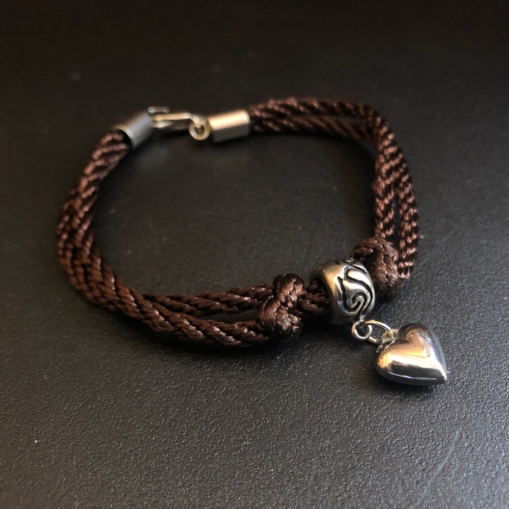 ⭐️4/$20⭐️Bracelet with heart pendant